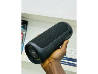 *_JBL. FLIP. 4. USA  PURE. BATTERIE BÉTON ETA 10/10 VENU.