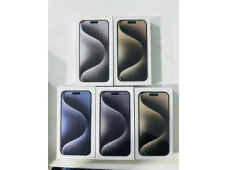 IPhone 15 pro max sim physique neuf carton