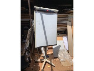 Des tableaux magnétiques a marqueur disponibles