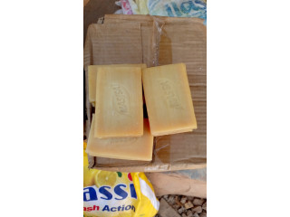 Cartons de bons savons très moussants à 4500F !