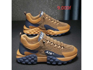 N'es style de chaussures. sneakers.