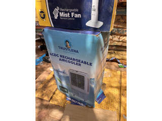 Période de chaleur intense. Humidificateur rechargeable 45L