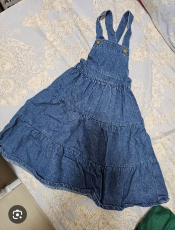 friperie-femme-disponible-a-bon-prix-big-1