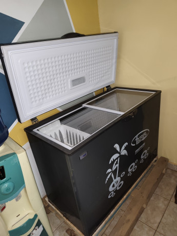 vente-de-materiel-de-salon-big-1