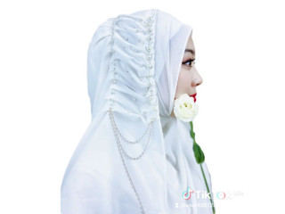 Prêt-à-porter, hijab, chaussures sacs et bien d'autres