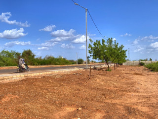 TERRIN DE 19 HECTARES EN VENTE A GAMPELA