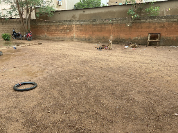 parcelle-batie-de-type-f3-a-vendre-a-dassasgho-320-m2-big-2