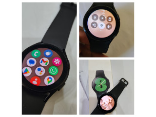 Galaxy watch 4 état 10/10 avec de multiples fonctionnalités