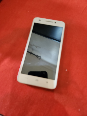 un-telephone-camon-a-liquider-7500f-etat-1010-big-0