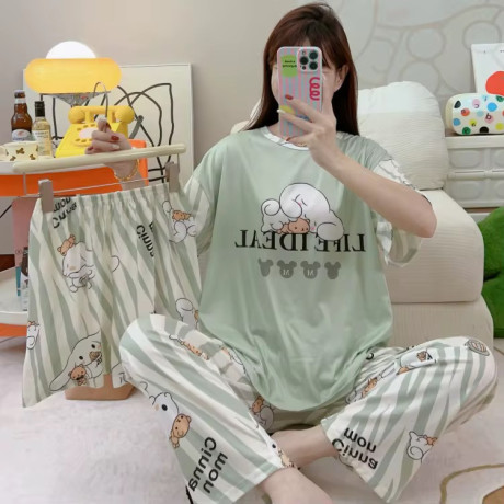 pyjamas-big-0