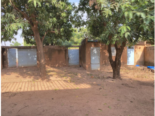 VILLA F4 SUR 360 M² EN VENTE À LA ZONE I  PERFECTOR IMMOBILIER