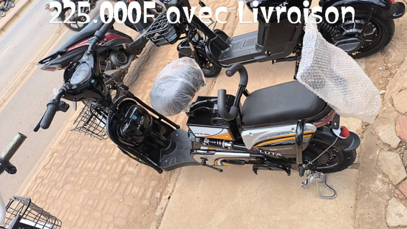 motos-electriques-1200-logements-big-0