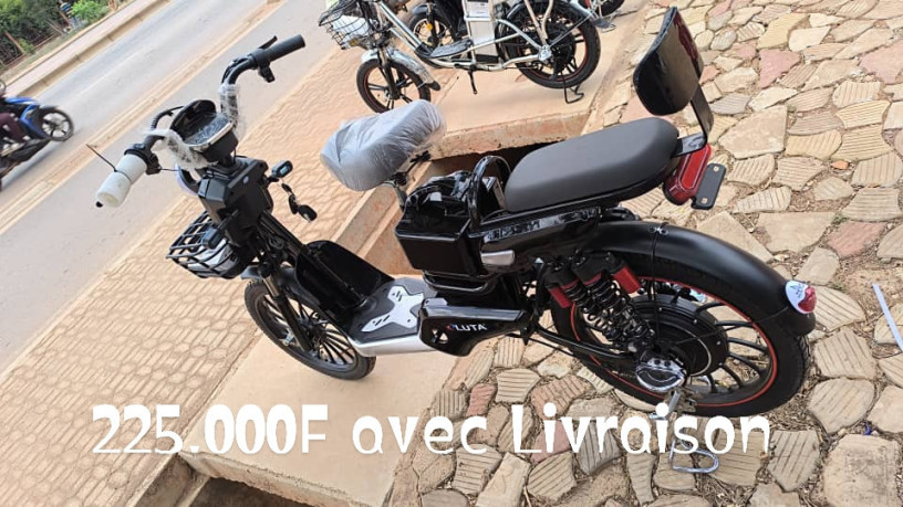 motos-electriques-1200-logements-big-0