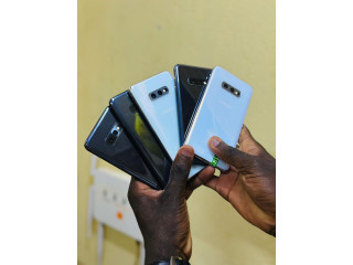 GALAXY S10e