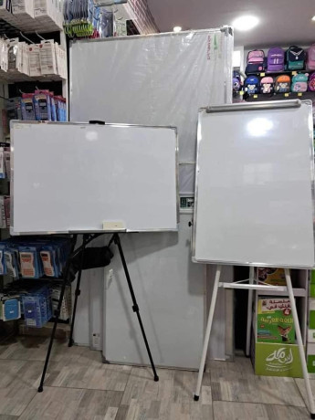 des-tableaux-blancs-magnetiques-roulant-et-pivotant-disponibles-big-4