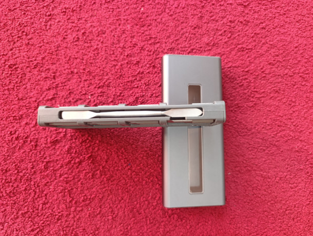 tournevis-de-precision-electrique-50en1-big-3