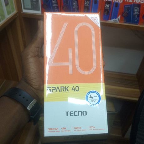 tecno-spark-40-big-1