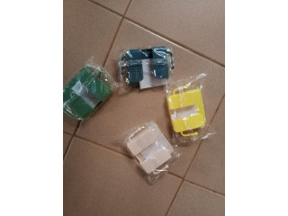 Support pratique pour matériel électronique