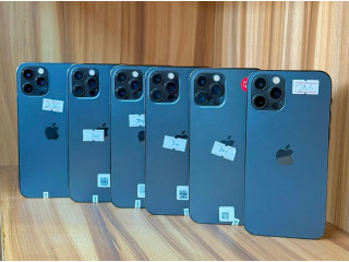 IPhone 12 Pro américain  water plouf