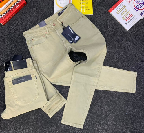 ventes-de-vetements-turc-habits-comme-chaussures-big-0
