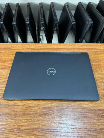 dell-latitude-core-i5-de-6e-generation-big-1
