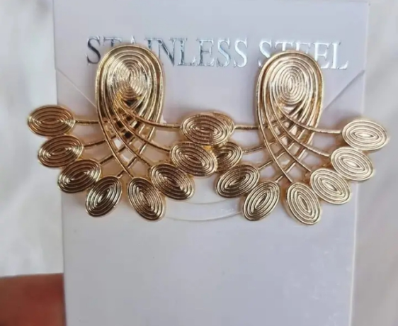 boucles-doreilles-et-colliers-big-0