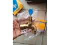 tete-de-robinet-disponible-a-ouagadougou-small-0
