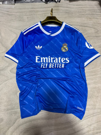 vente-de-maillots-big-4