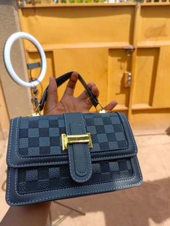 sac-a-main-sac-bandouliere-big-4