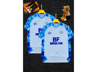 Maillot originaux disponible.