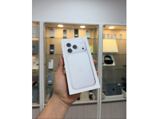 IPhone 17 Pro Max silver