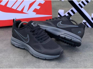 Chaussures fermées homme  Très bon état