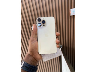 IPhone XR 2025 128 giga très très propre comme neuf