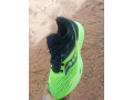 chaussures-de-sport-small-0