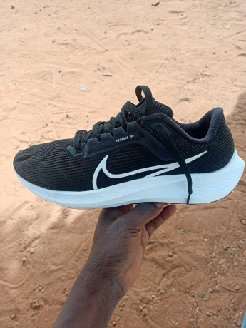 chaussures-de-sport-big-1