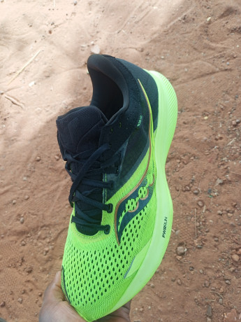 chaussures-de-sport-big-0