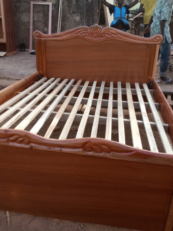 vente-des-lits-big-0