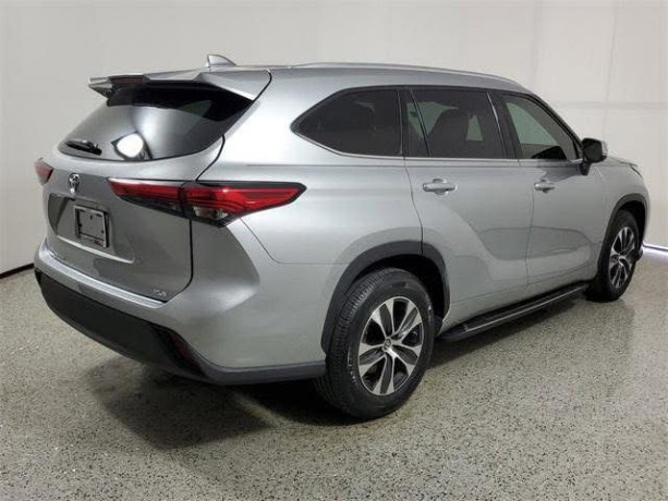 toyota-highlander-xle-2023-en-vente-a-ouaga-big-3
