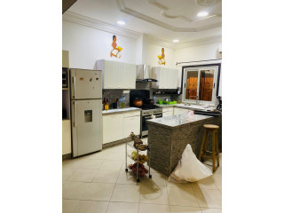 Villa meublé haut standing à louer à Samandin