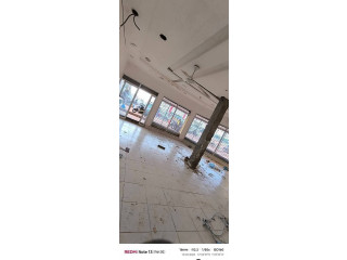 Boutique commercial à louer à la ZAD