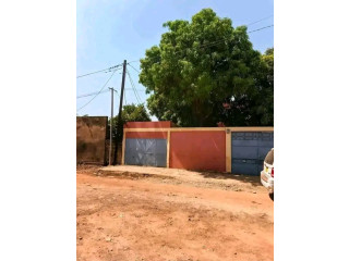 Villa R+1 en vente à gounghin