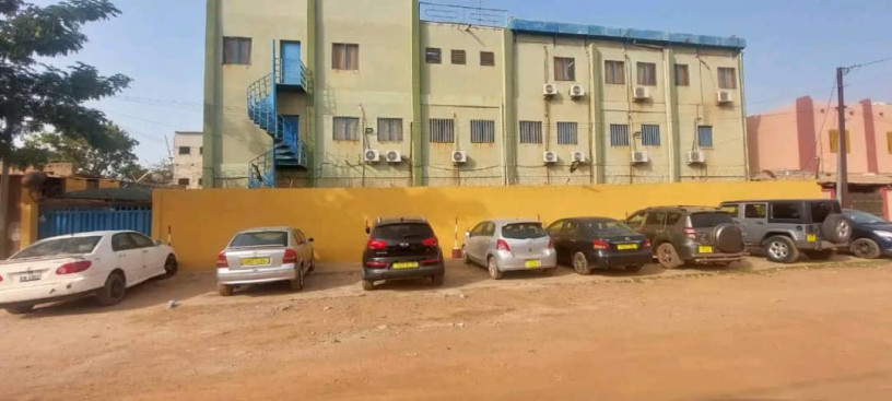 immeuble-r2-en-vente-a-ouaga-avenue-thomas-sankara-big-0