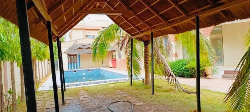 villa-haut-standing-a-louer-a-ouaga-2000-trame-daccueil-big-2