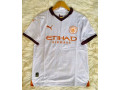 vente-des-maillots-originaux-pour-des-clubs-ou-des-pays-a-des-prix-raisonnables-small-0