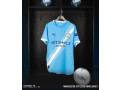 les-maillots-de-manchester-city-son-disponible-a-bon-prix-small-0