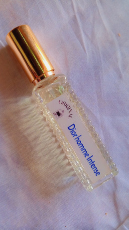 parfums-de-marque-a-petit-prix-big-0