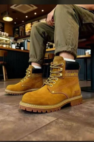 vend-des-chaussures-moins-chere-big-0