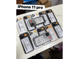 IPhone 11 Pro très propre disponible