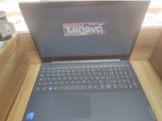 Ordinateur LENOVO