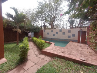 Villa à la zone du bois vers MOOV